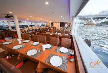 玛丽莲夜游湄南河|日落游|暹罗天地码头|可选玛丽莲1号/2号【一边享用美味的自助晚餐，一边欣赏现场音乐和舞蹈表演。 沿着湄南河航行，沿途欣赏曼谷令人惊叹的夜景。 Meridian Cruise 采用两层设计，一楼设有室内空调座位，二楼提供露天体验】