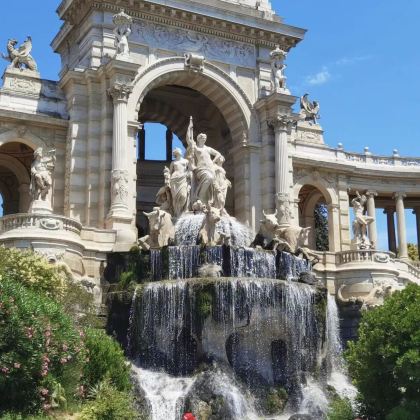 法国马赛隆尚宫-圣母院-老港-欧洲地中海文明博物馆一日游