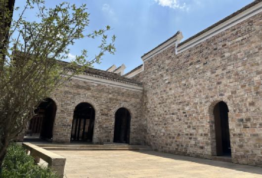 江西新余+宽心小镇+抱石公园+夏布绣博物馆一日游可中英文服务【可提供中英文及小语种导游服务-往返接送-可选导游】