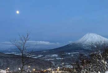 日本札幌往返大雪山国家公园-可小樽登别富良野北海道包车-精选【包车一日游，解锁旅行新方式！独立车辆配备经验丰富的老司机，为您量身打造专属行程。】