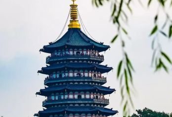 【拼小团】西湖风景名胜区+雷峰塔+苏堤+西湖游船+断桥一日游【西湖核心景点，深度游览，全程不走回头路，不浪费时间】