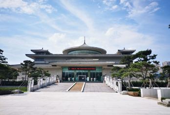 西安博物院 含门票代预约|多场次可选|大咖深度讲解|含耳机【[趣味讲解]大咖老师2小时深度讲解挖掘历史，不怕人多吵闹，赠降噪蓝牙耳麦使用】