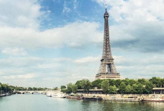 法国巴黎卢浮宫+西岱岛+杜乐丽花园+香榭丽舍大街一日游【法国浪漫之都，深度体验异国风情】