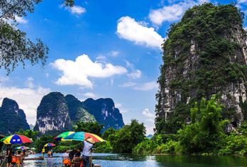 桂林漓江风景名胜区+二十元人民币背景+遇龙河一日游【好河段】【精品8人小团/私家团包车游随选，上门接送，漓江杨堤顺流竹筏，不拿逆流滥竽充数/三星游船全段漓江任选】
