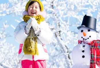 赏雪·丰都南天湖一日游【商圈定点接+赠保暖套装】【主城商圈定点接客，暖气大巴，大巴团赠送手套+暖宝宝，暖心出游】
