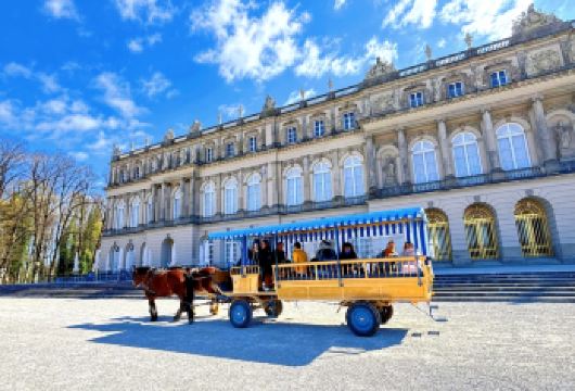 德国纽伦堡基姆湖仙境*皇家海赫伦基姆湖宫一日游【中文司机】【三岛联游体验：主岛宫殿、女士岛修道院、普里恩门户小镇的完整湖岛系统】