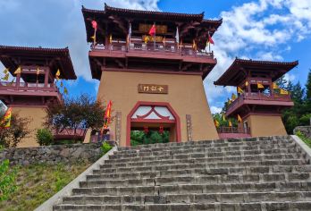 尚志帽儿山一日游【景区直通车/玻璃栈道*林海冲浪多套餐可选】【[五星畅玩体验]纯玩团，无购物，无自费，包含项目套餐可根据自身情况选择】