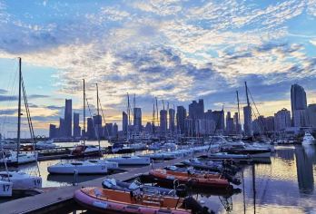 青岛啤酒博物馆+金沙滩一日游【送游艇船票小团纯玩无购物无自费【产品总监出游亲测|达人严选|贴心管家24h服务|专职旅游司机&专业空调车服务&手续齐全】