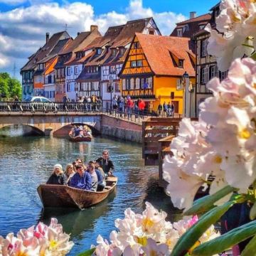 法国科尔马老城+圣马丁教堂+小威尼斯/宫崎骏动画原型小镇之旅