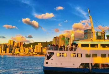 『赠流量卡1张』香港一日游+太平山+含天星维港船票+星光大道【[升级体验]可选含2餐套餐｜可选含敞篷车或维港夜游游船】