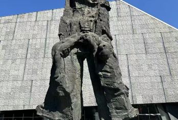 【精讲团】南京博物院+纪念馆催泪精讲可选含预约/不含预约套餐【[精品讲解团队]国家导游证，常年在一线讲解，多种讲解风格。资深博物馆讲解老师.】