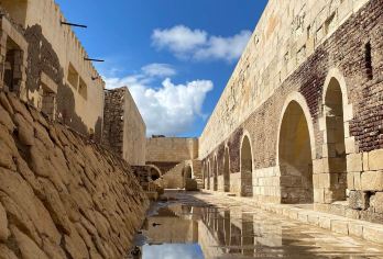 庞贝柱+海滨大道+卡特巴城堡一日游 埃及开罗往返 行程可调【精品小团-VIP包车，上门接送，行程可调整，中文司机】