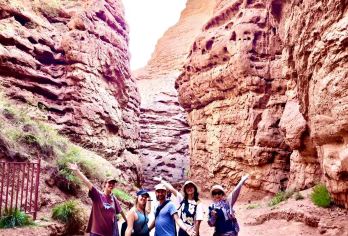 平山湖半日游/2-8人小车或商务车/纯玩/丝路行者的团【丝路行者的精致小团，纯玩无套路，景区停留时间充足，体验好】