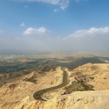 阿联酋阿布扎比+艾因+哈菲特山区包车游 |山景与温泉休闲之旅