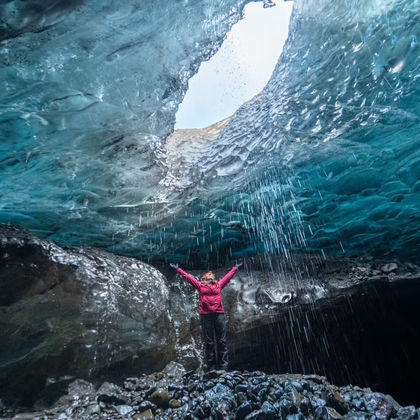 冰岛瓦特纳冰川国家公园+蓝冰洞半日游