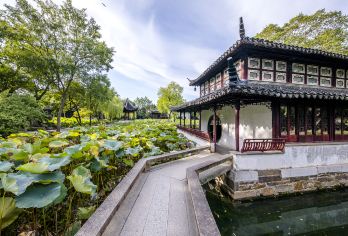 苏州拙政园+人工讲解【免排队入园•可代买门票•上午2场讲解】【[放心选择]免排队快速入园，提供代约服务，搞定一票难求的门票。】