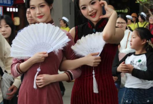 三峡千古情成人票（含景区观众席|门票）【提前一天预约】【”主题公园+文化演艺“模式游玩三峡千古情，游览古街，体验民俗活动，品尝特色美食。】