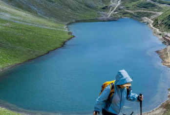 户外徒步&阿尔沟一日游【徒步领奖牌&高山草甸·龙池海子】【[品质纯玩]纯玩无购物，保证纯净游玩景点】