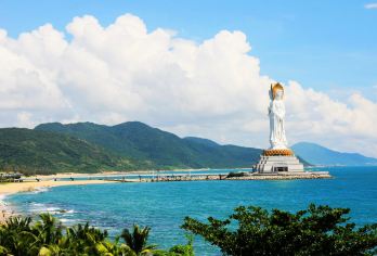 三亚南山海上观音+天涯+大小洞天+接送+导游讲解+套餐多选【南山抱佛脚祈福，天涯浪漫爱情的见证，海天一色打卡拍照】