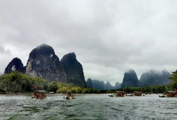 桂林阳朔兴坪三星漓江游船漓江竹筏遇龙河银子岩千里江山图一日游【兴坪三星漓江游船、兴坪朝板山至九马画山往返竹筏不同漓江交通观景随心选】