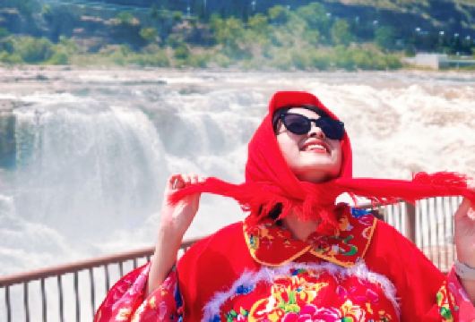 【包车】陕西黄河壶口瀑布+南泥湾风景区一日游【免费酒店接送】【全程不进店，纯玩无购物，公司资质齐全，放心选择。】