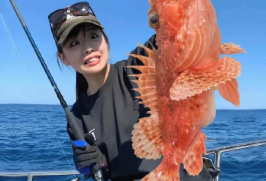 三亚海钓艇全新实际90尺大型鱼钓船专业海钓艇出海纯专业海钓【[纯玩无购物]游玩灵活，专注体验风景玩乐，轻松享受纯粹游玩】