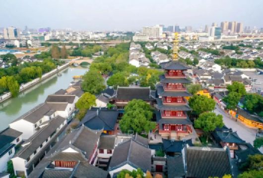 【品质纯玩团】苏州拙政园+寒山寺+游船+周庄+演出票一日游【本线路自主运营，服务至上，严选优秀导游，正规旅游巴士，保证一人一座，放心选择，天天发班。】