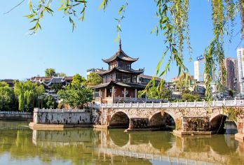 黔灵山+天河潭+青岩+夜郎谷+甲秀楼【1天玩遍贵阳热门IP】【[自营直发·纯玩保证]游玩自由 0套路、0推销 小团更自由，家庭亲子游/朋友/同事出行】