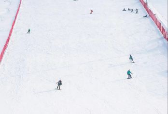 六安市区包车往返｜大别山滑雪+佛子岭水库一日包车游【[一对一包车]专车上门接送，车辆费用全含】