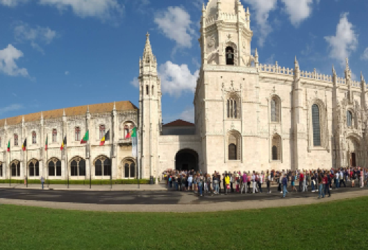 葡萄牙里斯本-辛特拉-罗卡角一日游【中文专车-惬意舒适】【中文专车出行，行程自己定义，无需等待，专属贴心服务，尽享惬意旅程】