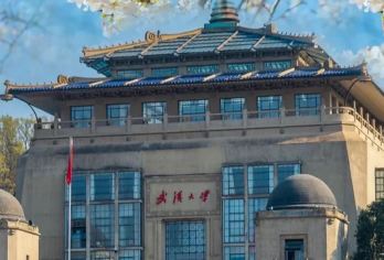 武汉大学一日游【2小时学生深度讲解＋纯玩＋私家定制小团】【讲解同学拥有丰富的讲解经验】