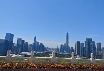 深圳湾+莲花山+大梅沙+中英街一日活动【私家小包团/散客拼团】【[上门接客]市区上门接，让您无需担心人生地不熟带来的尴尬】