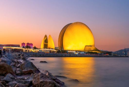 【珠海一日游】珠海渔女+港珠澳大桥+珠澳海湾游+海豚蓝岛登岛【[精华景点]珠海全景观光一日游，无需通行证即可环游澳门，开启海上澳门观光之旅】