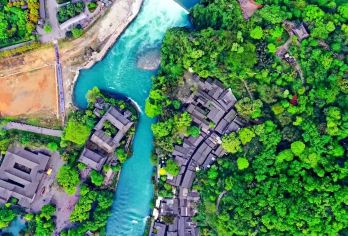 都江堰、青城山一日游【正规空调旅游车[100%真纯玩，全程0自费0购物店0车销0餐购]】