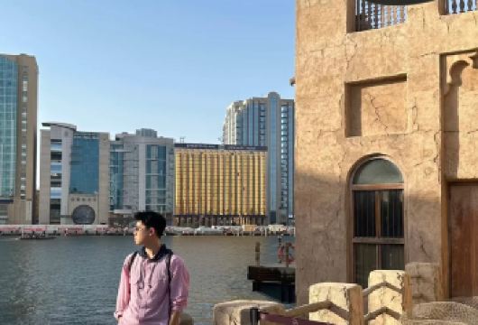 迪拜市区-经典网红景点打卡-可阿联酋/阿布扎比周边包车-精选【包车一日游，解锁旅行新方式！独立车辆配备经验丰富的老司机，为您量身打造专属行程。】