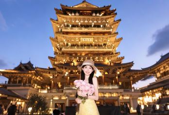 趵突泉景区+大明湖景区+千佛山景区一日游【可上门接◆赠游船】【[旅游体验]休闲的行程安排+热情细致的导游服务，给您一次优质的惬意旅程，全程纯玩不进店，回归旅游本质】