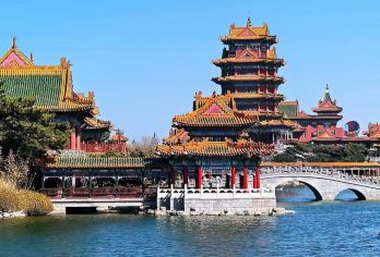 『人气景点打卡』漫游蓬莱阁一日游2-8人纯玩小团+耳机讲解【[贴心接站服务]烟台火车站3公里内酒店提供接送服务+每天早晨6:30牟平区、莱山区沿路接站】