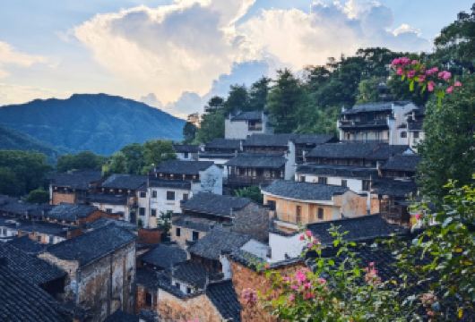 篁岭，月亮湾，上坦村，三眼桥，龙尾村一日游可选2-8人独立团【无购物 上门接送 不用早起】