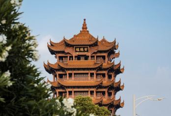 武汉黄鹤楼+户部巷+武汉大学+省博+东湖+江汉关经典一日游【武汉经典景点经典线路，精选核心景点】