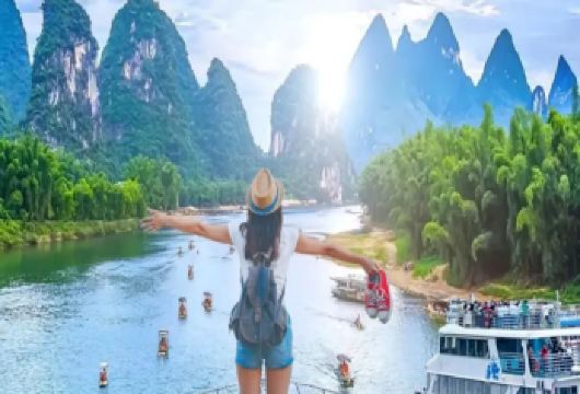 纯玩无车购桂林漓江三星游船丨漓江四星游船丨五星船可选+送码头【8人封顶，承诺纯玩无车购，专车上门接，直达游船码头】