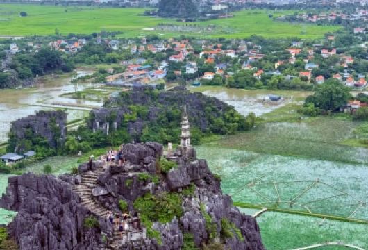 越南河内宁平华闾古都 + 长安生态区 + 舞洞（世遗山水之旅【长安生态区：联合国教科文组织世界遗产，有 