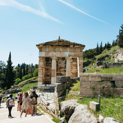 雅典：德尔菲神话、博物馆和阿拉科瓦导游游