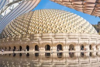 南京总统府+牛首山+中山陵景区+美龄宫+夫子庙一日活动【[金陵精选]南京牛首山深度打卡，总统府中山陵美龄宫寻民国故事，穿越浪漫梧桐大道！】