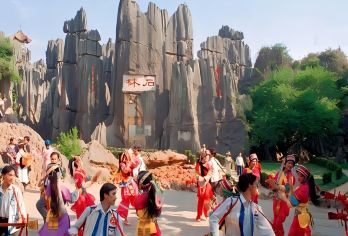 石林+滇池一日游【二环车接◆9点懒觉出发团◆15人小团可选】【[优选行程]暖心导游讲解，真纯玩无购物。】