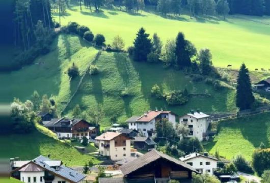 意大利米兰【维罗纳＋博尔扎罗】朱丽叶浪漫之城＋雪山小镇一日游【专车服务+行程可调+酒店接送+中文服务】