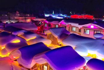 中国雪乡一日游【包车游 雪乡大门票、冰雪画廊】【门票包含：雪乡大门票+到站车、冰雪十里画廊】