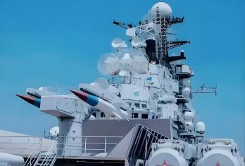 天津泰达航母公园+老码头+滨海图书馆一日游∣私家团 含航母票【与交通有关费用一价全含、包含航母门票、无购物店！】