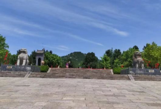 乾陵+懿德太子墓+袁家村一日游【包车出行，可选5坐7坐9坐】【巍巍乾陵，无字碑之谜；一世辉煌，千年一梦；】