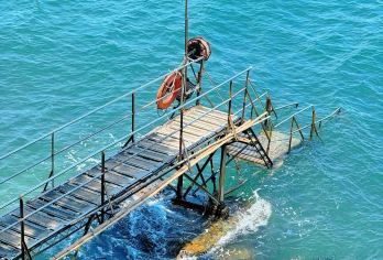 香港石澳+赤柱+西九龙文化区【11小时包车，可自定义行程】【​定制路线​：灵活路线、舒适体验、本地化服务，无需受限于公共交通时刻表】