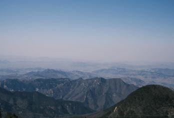 山东泰安泰山风景区+玉皇顶+岱庙陪爬一日游-可英文服务【可提供英文及小语种导游服务-往返接送-可选导游-可代订门票】